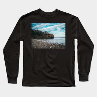 Pokeshaw Rock New-Brunswick, Canada V1 Long Sleeve T-Shirt